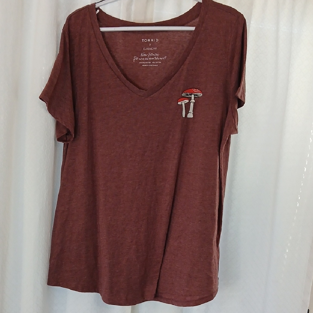 Torrid Mushroom Girlfriend Signature Jersey V-Neck Embroidery Tee Classic Fit